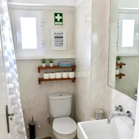Lovely - Olival Apartament *